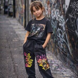 BRATZ Sweatpants Girls‎ Size 7/8 Gray Fleece Y2K Graphic Logo Athlesiure 2000s